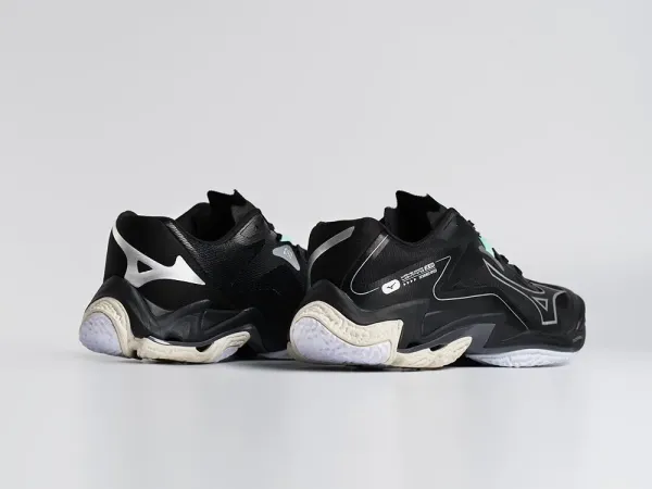 Кроссовки Mizuno Wave Lightning Z8 - 45128