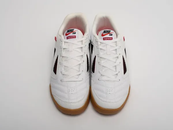 Футбольная обувь Supreme x Nike SB Gato - 40264