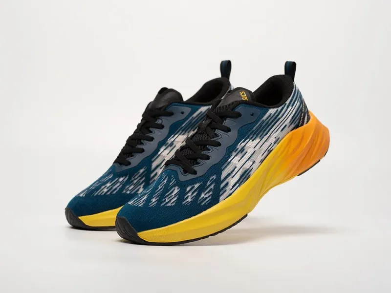 Кроссовки Asics Novablast 3 - 41673
