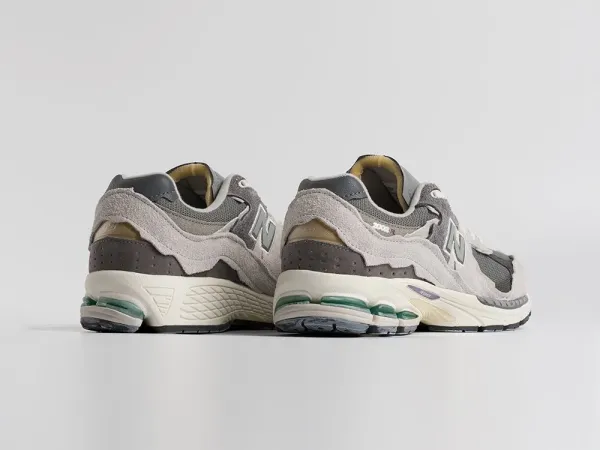 Кроссовки New Balance 2002R - 39549