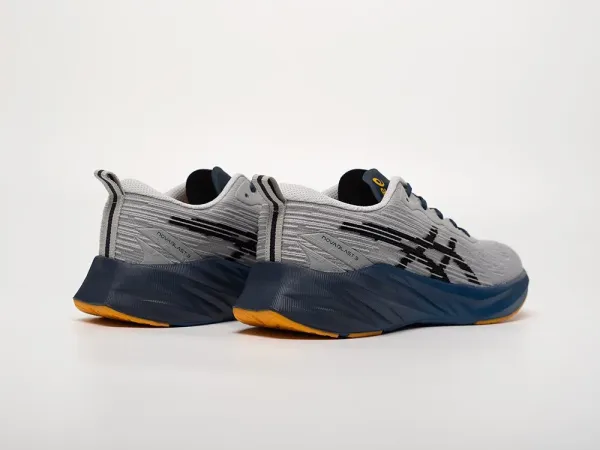 Кроссовки Asics Novablast 3 - 41680