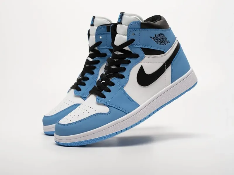 Кроссовки Nike Air Jordan 1 Mid - 25070