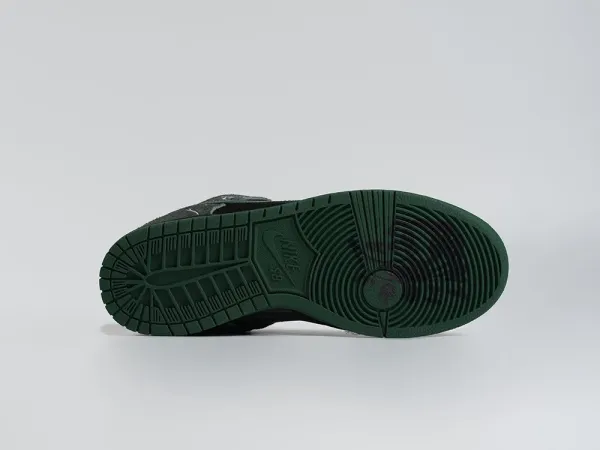Кроссовки Skateboards x Nike SB Dunk Low - 44740