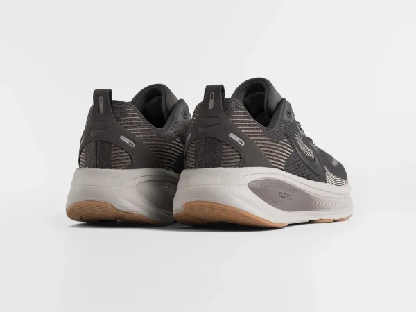Кроссовки Nike Vomero 18 - 47110