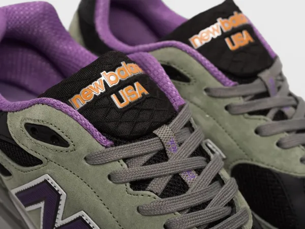 Кроссовки New Balance 990 v3 - 42301