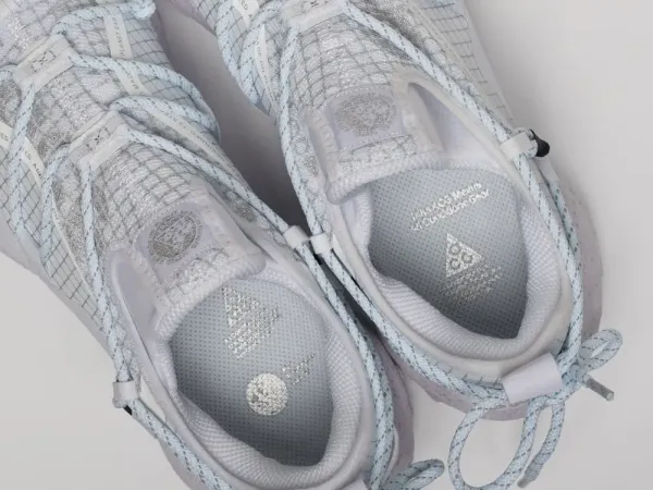Кроссовки Nike ACG Mountain Fly Low - 40404