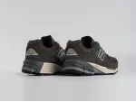 Кроссовки New Balance 2002R - 44875