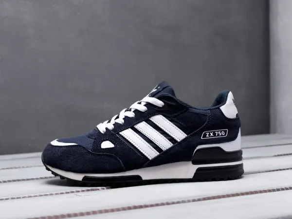 Кроссовки Adidas ZX 750 - 548