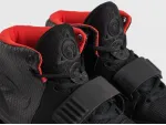 Кроссовки Nike Air Yeezy 2 - 856