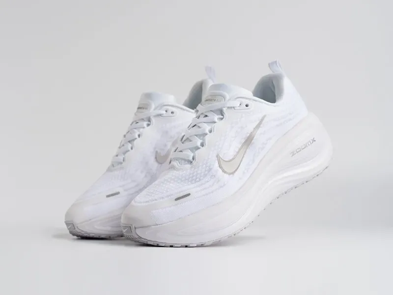 Кроссовки Nike Vomero 18 - 45255