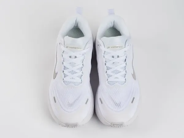 Кроссовки Nike Vomero 18 - 45255