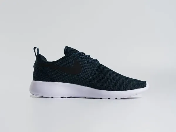 Кроссовки Nike Roshe Run - 2501
