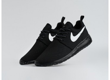 Кроссовки Nike Roshe...