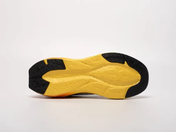 Кроссовки Asics Novablast 3 - 41673