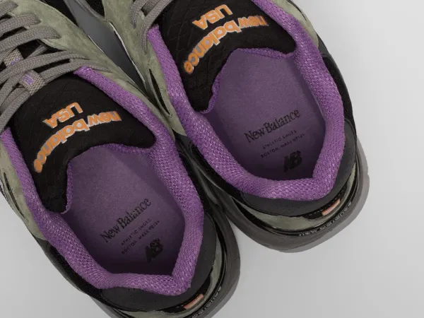 Кроссовки New Balance 990 v3 - 42302