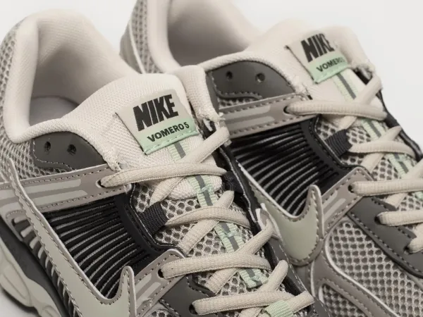 Кроссовки Nike Air Zoom Vomero 5 - 42755