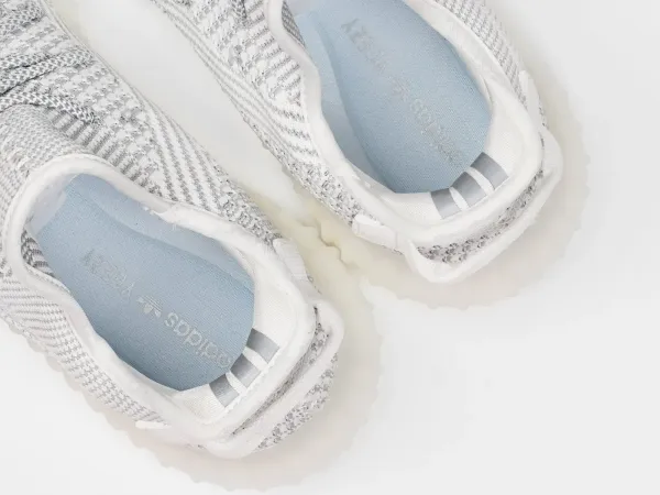 Кроссовки Adidas Yeezy 350 Boost v2 - 18868