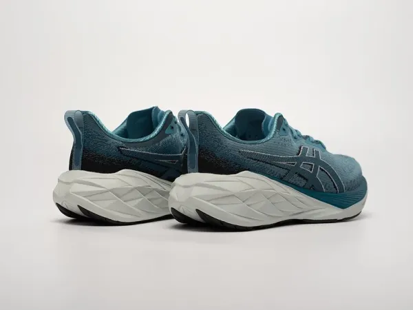 Кроссовки Asics Novablast 4 - 42005