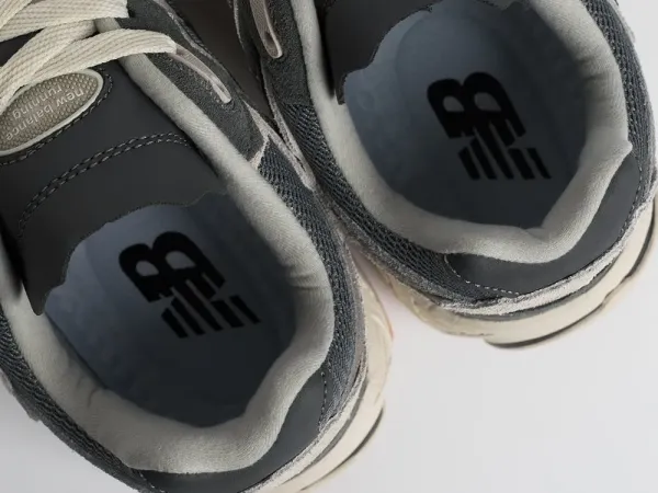 Кроссовки New Balance 2002R - 44877