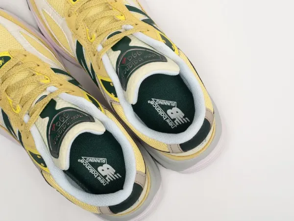 Кроссовки New Balance 990 v6 - 40344
