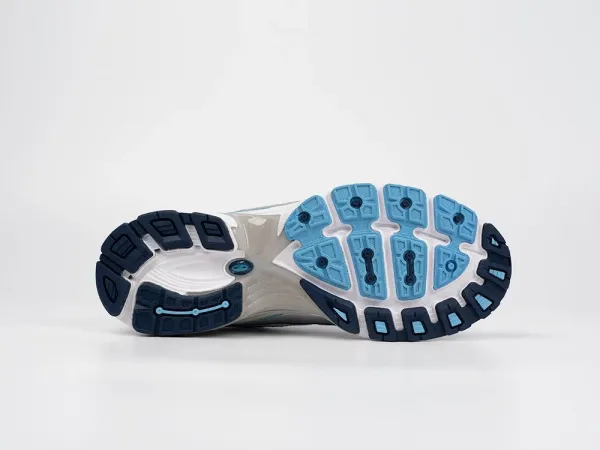 Кроссовки New Balance 740 - 42738